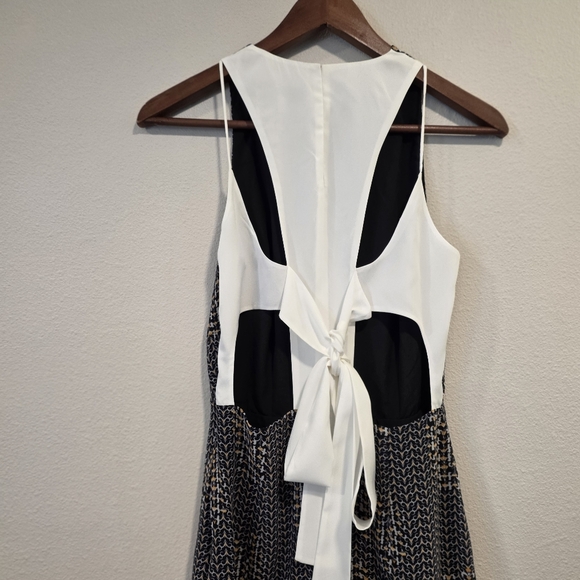 Reiss Naima Back Cut-Out Midi Dress - Picture 8 of 9